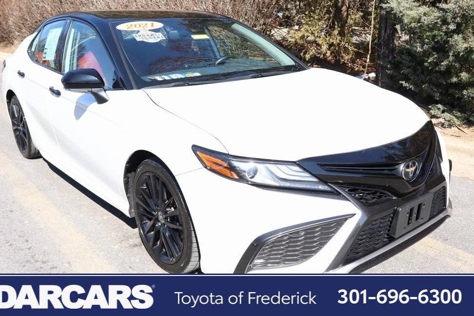 TOYOTA CAMRY 2021 4T1K61BK1MU035152 image