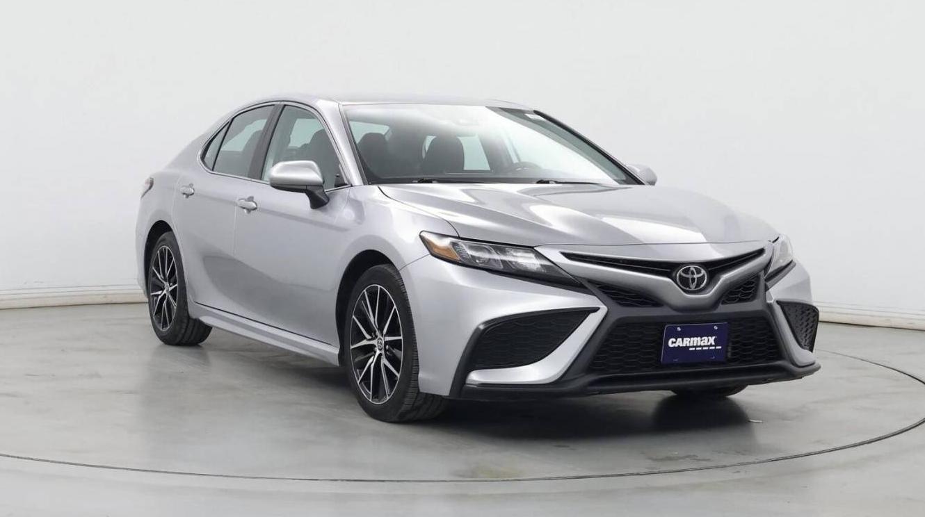 TOYOTA CAMRY 2021 4T1G11AKXMU540046 image