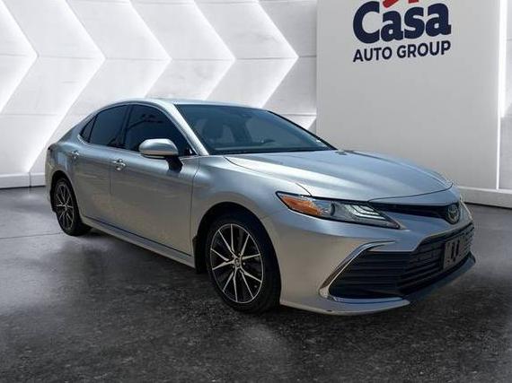 TOYOTA CAMRY 2021 4T1F11AK9MU575205 image