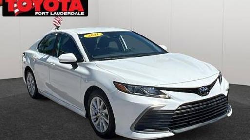 TOYOTA CAMRY 2021 4T1C11AK4MU448266 image