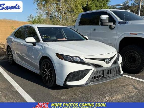TOYOTA CAMRY 2021 4T1G11AK1MU523877 image