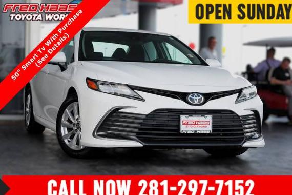 TOYOTA CAMRY 2021 4T1C11AKXMU447591 image