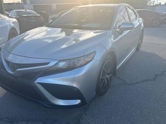 TOYOTA CAMRY 2021 4T1G11AK3MU575981 image