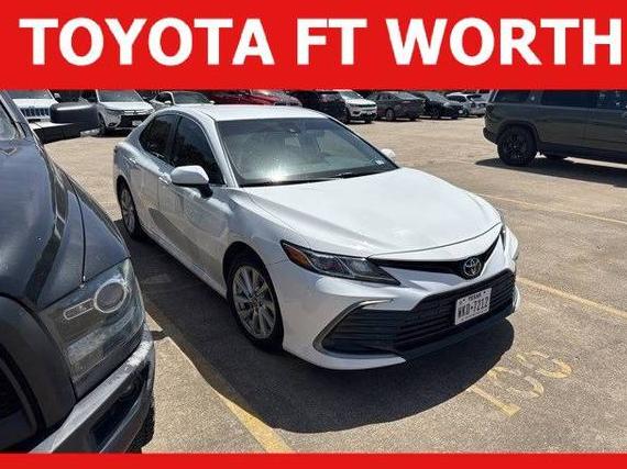TOYOTA CAMRY 2021 4T1C11AK1MU411353 image