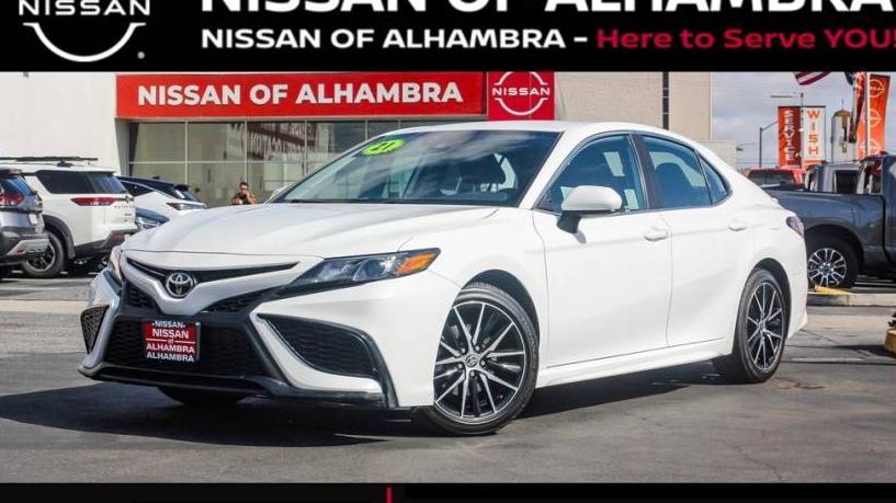 TOYOTA CAMRY 2021 4T1G11AK1MU534233 image