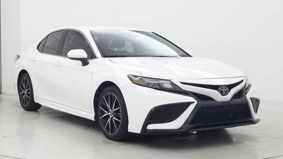 TOYOTA CAMRY 2021 4T1G11AK5MU481052 image