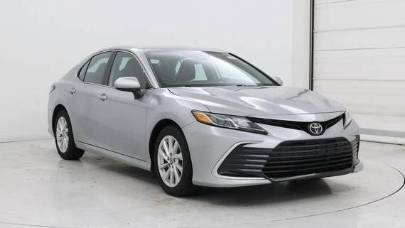 TOYOTA CAMRY 2021 4T1C11AK2MU565876 image