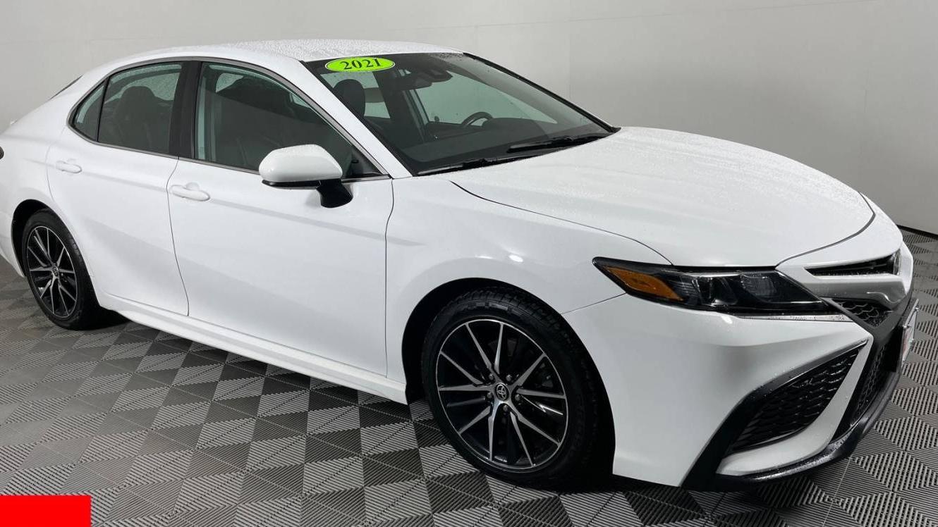 TOYOTA CAMRY 2021 4T1G11AK7MU548704 image