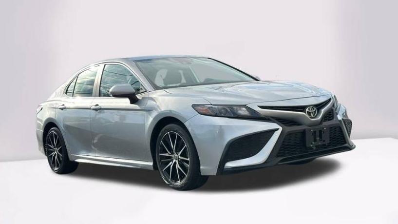 TOYOTA CAMRY 2021 4T1G11AK0MU514863 image