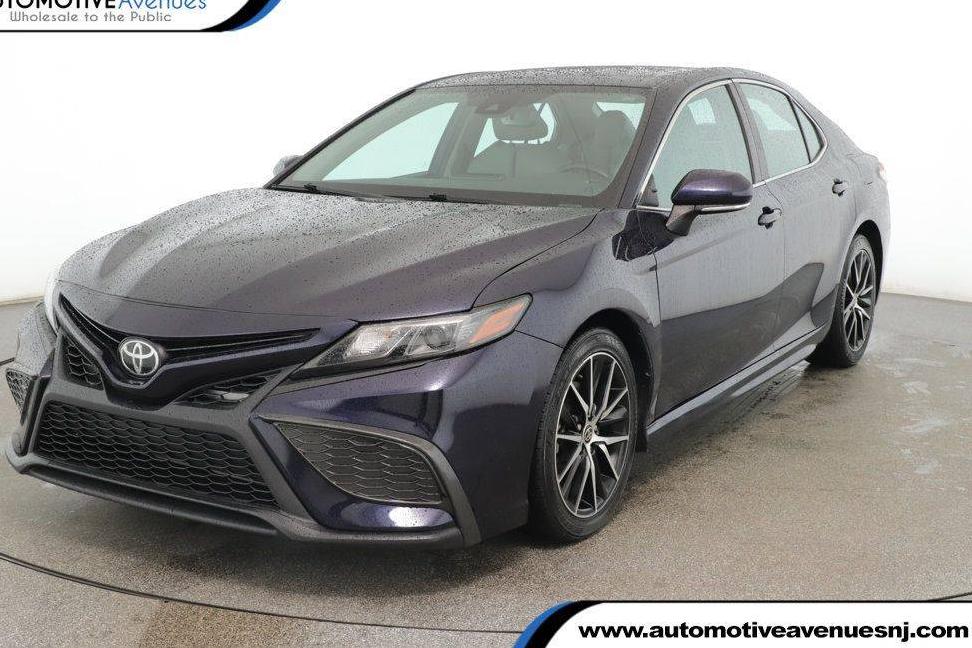 TOYOTA CAMRY 2021 4T1T11AKXMU613866 image