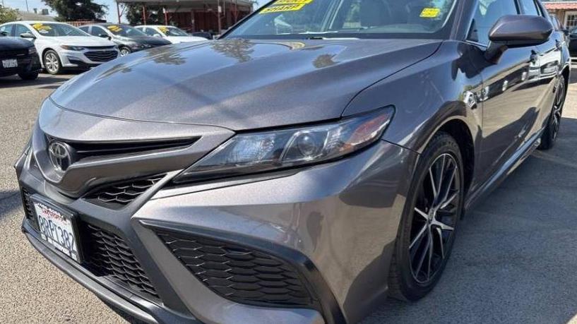 TOYOTA CAMRY 2021 4T1G11AK8MU540580 image