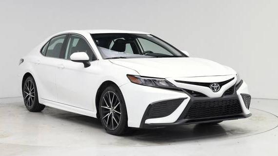 TOYOTA CAMRY 2021 4T1G11AK9MU409240 image