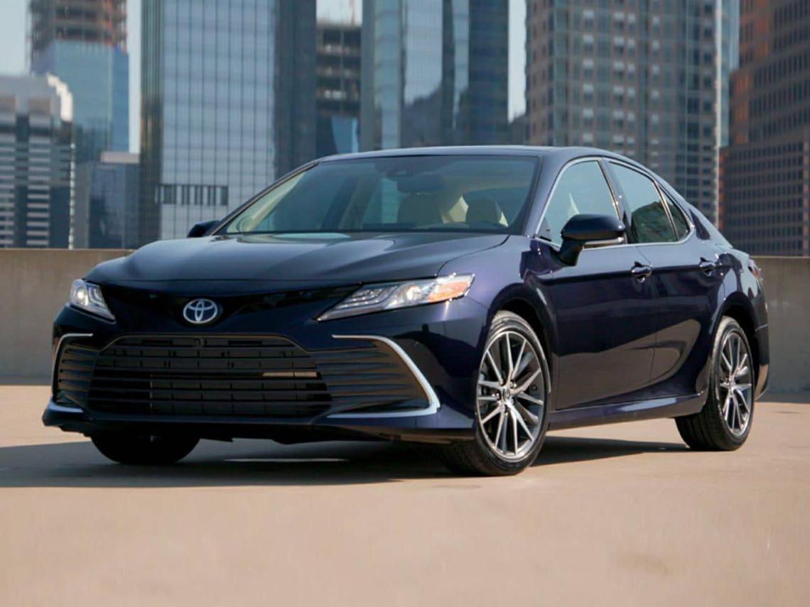 TOYOTA CAMRY 2021 4T1G11AK1MU404484 image