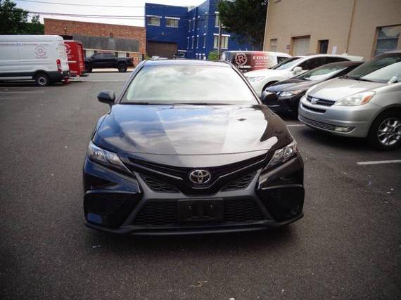 TOYOTA CAMRY 2021 4T1G11AK7MU514780 image