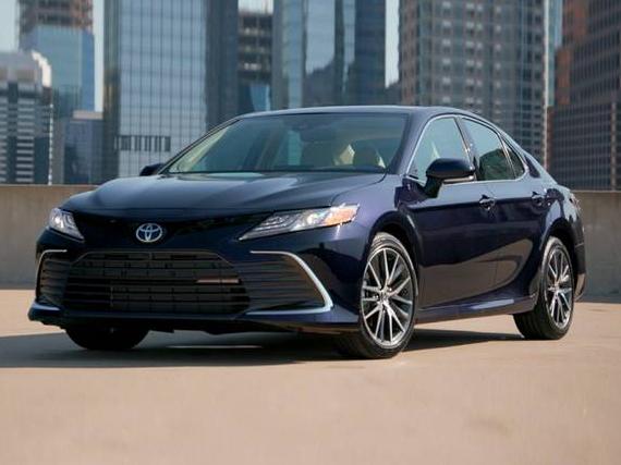 TOYOTA CAMRY 2021 4T1C11AK4MU419785 image