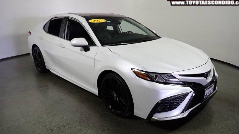 TOYOTA CAMRY 2021 4T1K61AK3MU586958 image