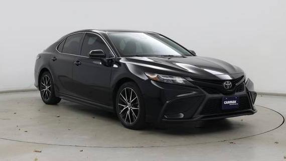 TOYOTA CAMRY 2021 4T1G11AK2MU566835 image