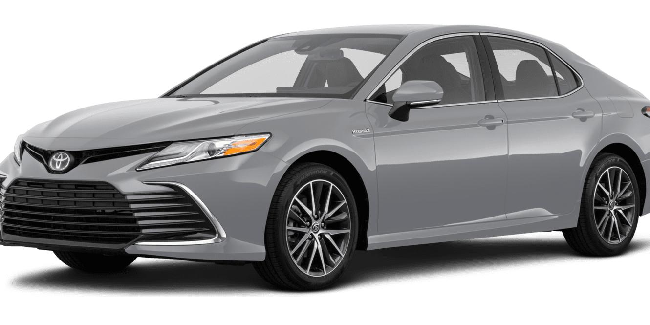 TOYOTA CAMRY 2021 4T1C11AKXMU572882 image