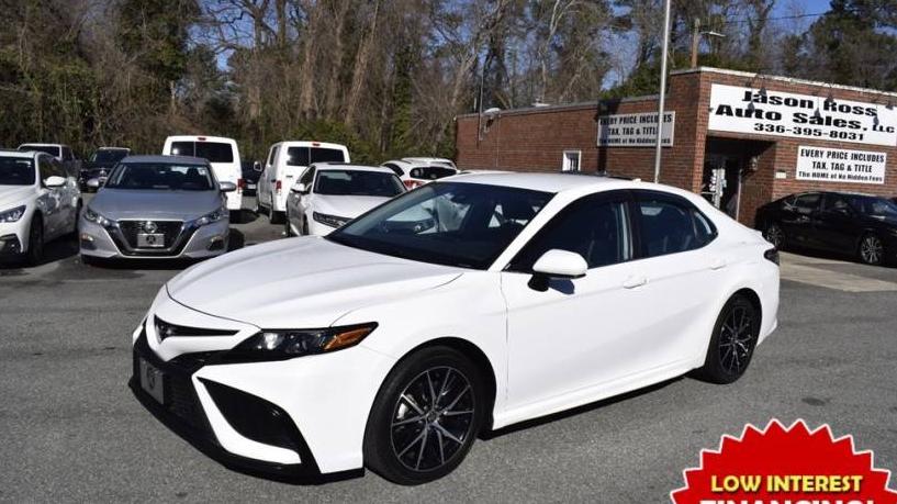 TOYOTA CAMRY 2021 4T1G11AK4MU523243 image