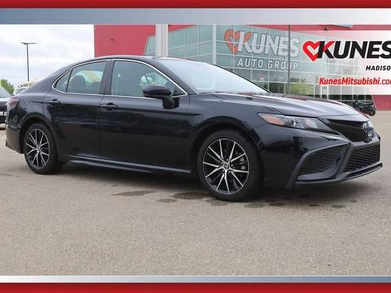 TOYOTA CAMRY 2021 4T1G11AK2MU469893 image