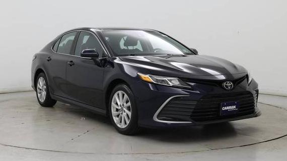 TOYOTA CAMRY 2021 4T1C11AK0MU558697 image