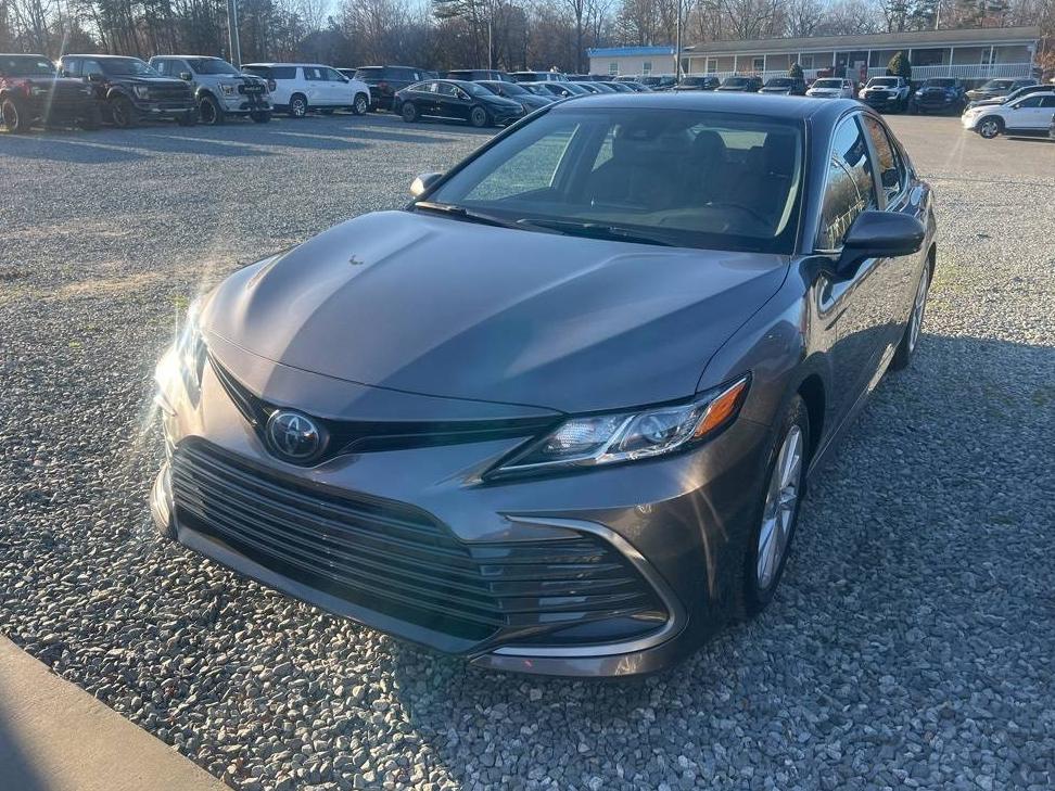 TOYOTA CAMRY 2021 4T1C11AK8MU460680 image