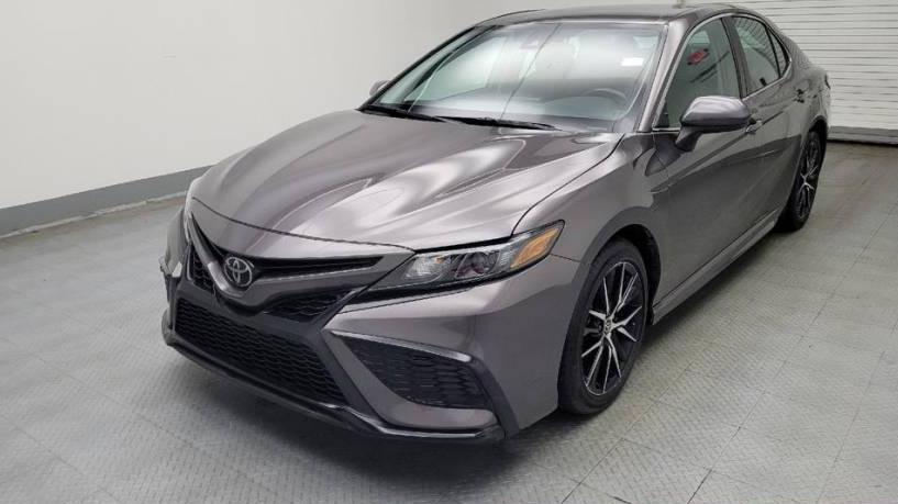 TOYOTA CAMRY 2021 4T1G11AK6MU588501 image