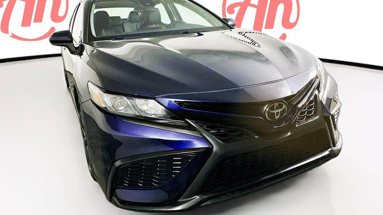 TOYOTA CAMRY 2021 4T1G11AK4MU404415 image