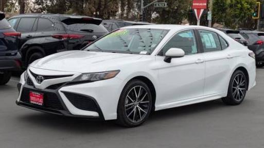 TOYOTA CAMRY 2021 4T1G11AK3MU413025 image