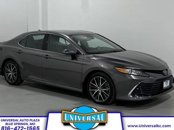 TOYOTA CAMRY 2021 4T1F11AKXMU455123 image