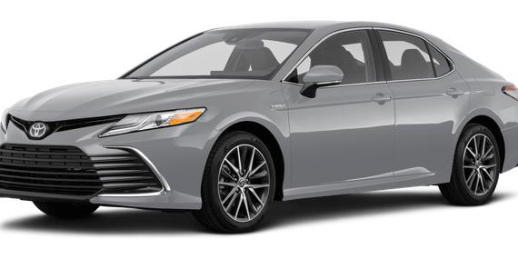 TOYOTA CAMRY 2021 4T1C11AK2MU440649 image