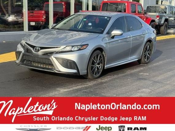 TOYOTA CAMRY 2021 4T1G11AK9MU537865 image