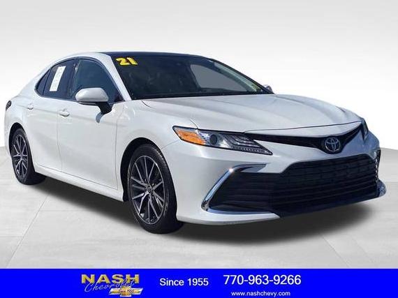 TOYOTA CAMRY 2021 4T1F11AK0MU414337 image