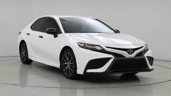 TOYOTA CAMRY 2021 4T1G11AKXMU456910 image