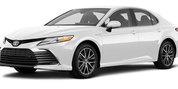 TOYOTA CAMRY 2021 4T1R11AK9MU493178 image