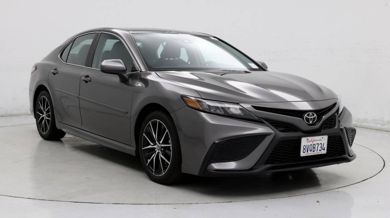 TOYOTA CAMRY 2021 4T1G11AK8MU552292 image