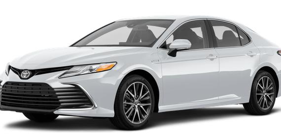 TOYOTA CAMRY 2021 4T1F11AK9MU595454 image