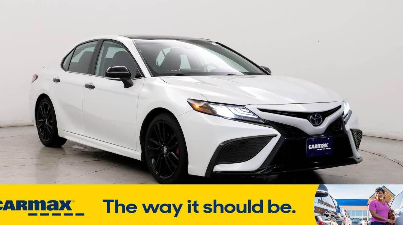 TOYOTA CAMRY 2021 4T1K61BK5MU042055 image