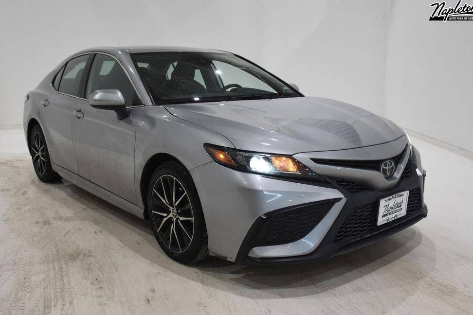 TOYOTA CAMRY 2021 4T1G11AKXMU559017 image