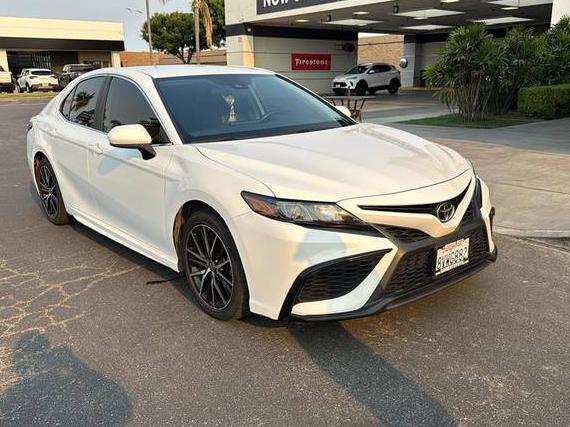 TOYOTA CAMRY 2021 4T1G11AK1MU431992 image