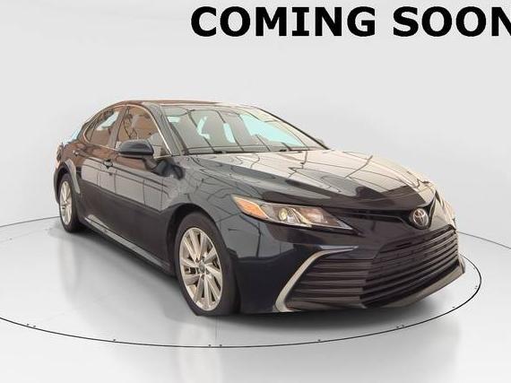 TOYOTA CAMRY 2021 4T1C11AK8MU484736 image