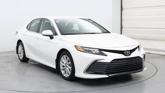 TOYOTA CAMRY 2021 4T1C11AK3MU603616 image