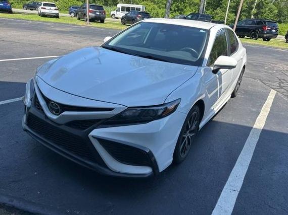 TOYOTA CAMRY 2021 4T1G11BK8MU023620 image