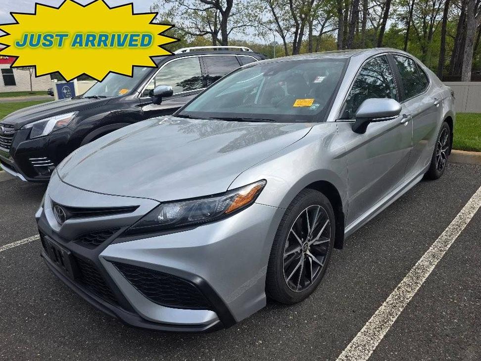 TOYOTA CAMRY 2021 4T1T11BK9MU041090 image