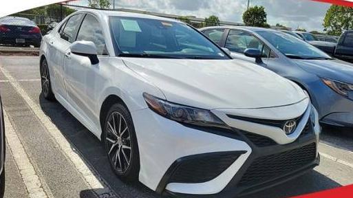 TOYOTA CAMRY 2021 4T1G11AK8MU560327 image