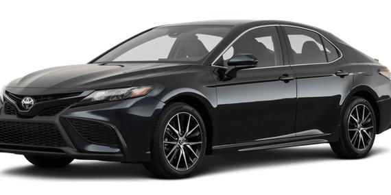 TOYOTA CAMRY 2021 4T1G11AK7MU418390 image