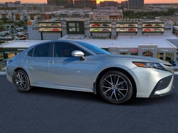 TOYOTA CAMRY 2021 4T1G11AK0MU550147 image TOYOTA CAMRY 2021 4T1G11AK0MU550147 image