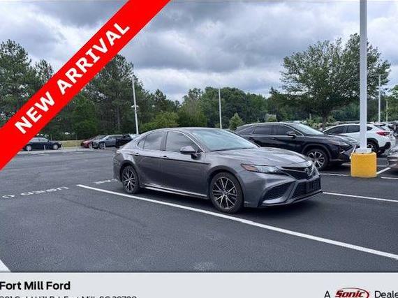 TOYOTA CAMRY 2021 4T1G11AK2MU487682 image