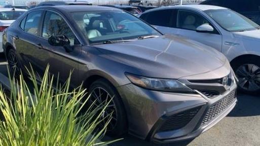 TOYOTA CAMRY 2021 4T1G11AK1MU433113 image