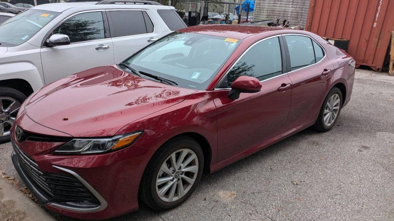 TOYOTA CAMRY 2021 4T1C11AK5MU574233 image